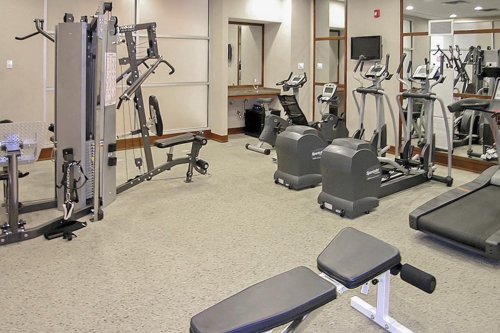 מיסיסאוגה Napa Furnished Rental Apartments Square One חדר תמונה
