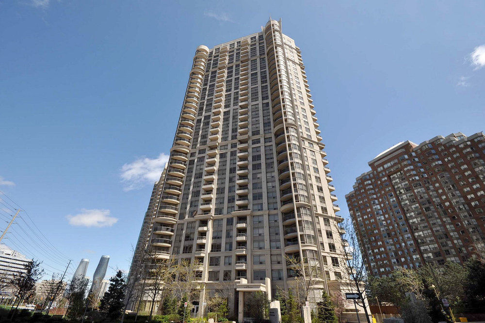 מיסיסאוגה Napa Furnished Rental Apartments Square One מראה חיצוני תמונה