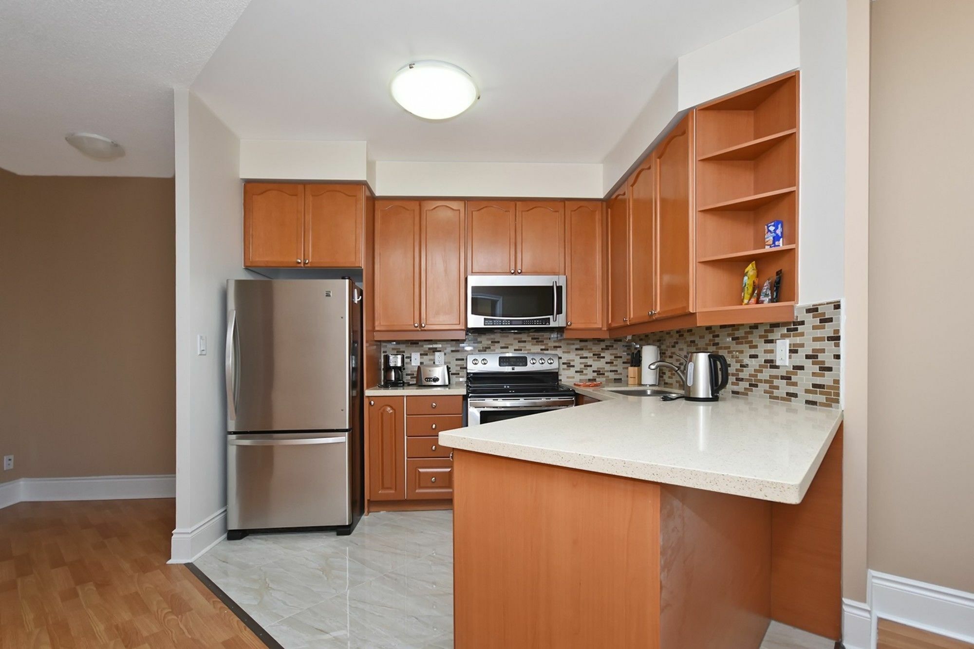 מיסיסאוגה Napa Furnished Rental Apartments Square One מראה חיצוני תמונה